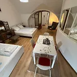 Travel * Budapest