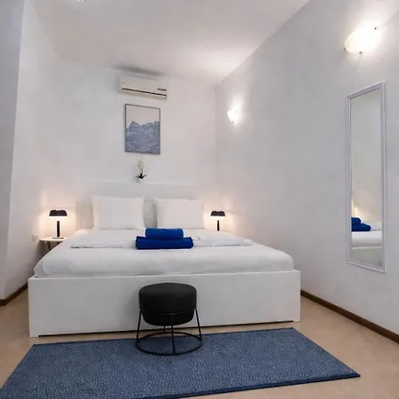 Apartament Travel *