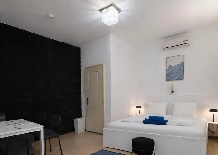 Travel Апартаменты *