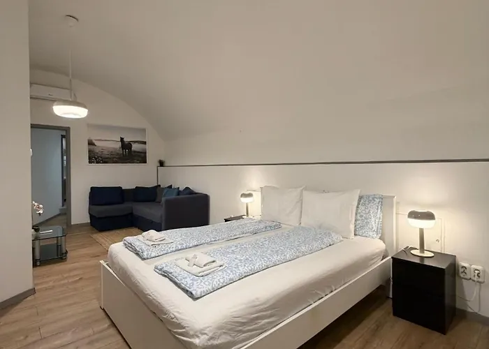 Travel Апартаменты *